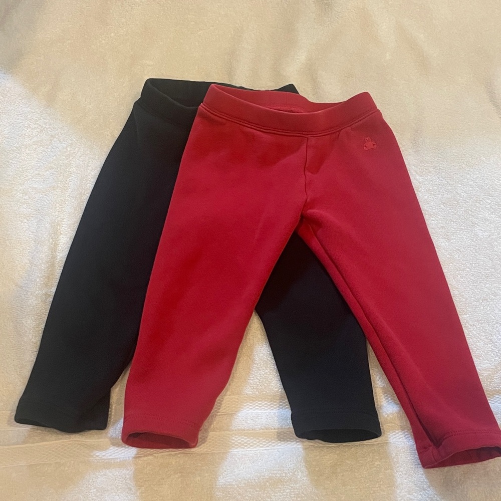 GAP Kids Pair Red and Black Sherpa Leggings

Black pair has tag cut out.